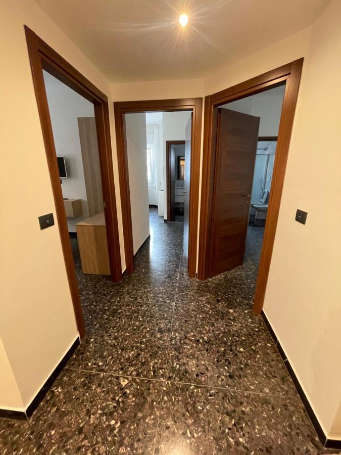 Due Passi Dal Mare Hotel Savona Ngoại thất bức ảnh