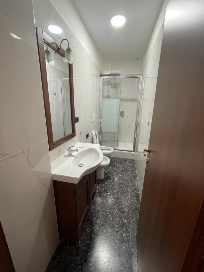 Due Passi Dal Mare Hotel Savona Ngoại thất bức ảnh