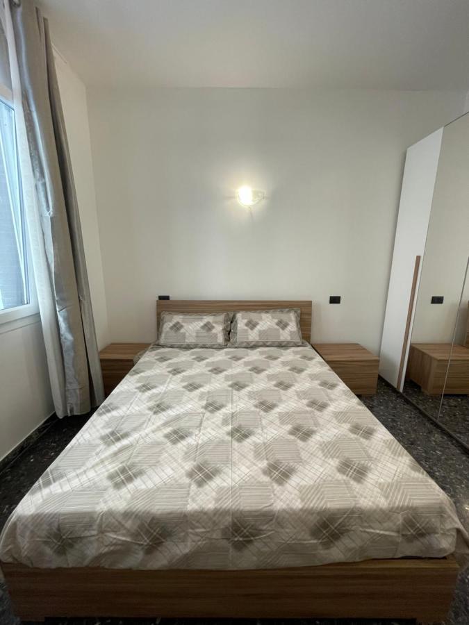 Due Passi Dal Mare Hotel Savona Ngoại thất bức ảnh