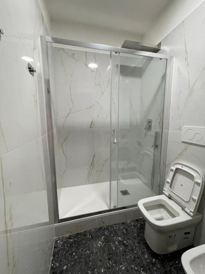 Due Passi Dal Mare Hotel Savona Ngoại thất bức ảnh